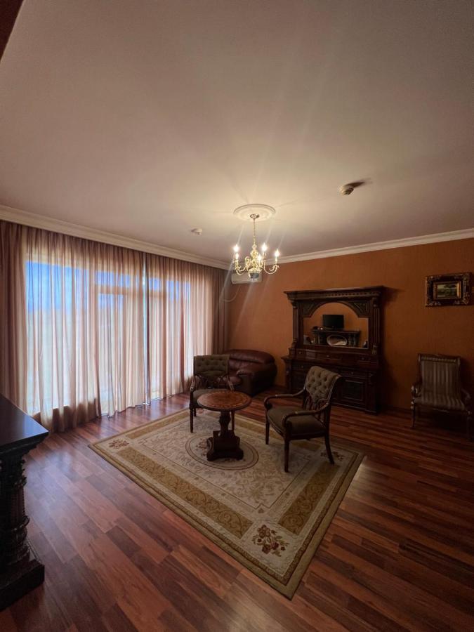 Bagrati 1003 Hotel Kutaisi Eksteriør billede
