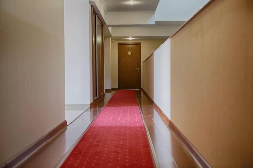Bagrati 1003 Hotel Kutaisi Eksteriør billede