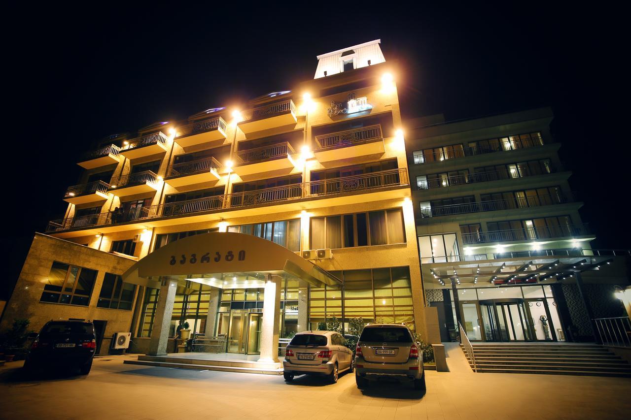 Bagrati 1003 Hotel Kutaisi Eksteriør billede